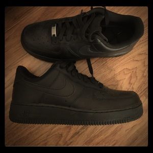 Black on black nike AF 1 low